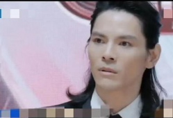 为了吃瓜进娱乐圈,她意外踏入娱乐圈的奇幻之旅